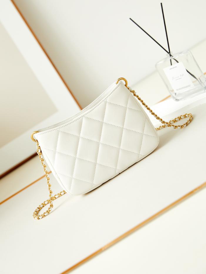 BORSA CHANEL 22 CHANEL