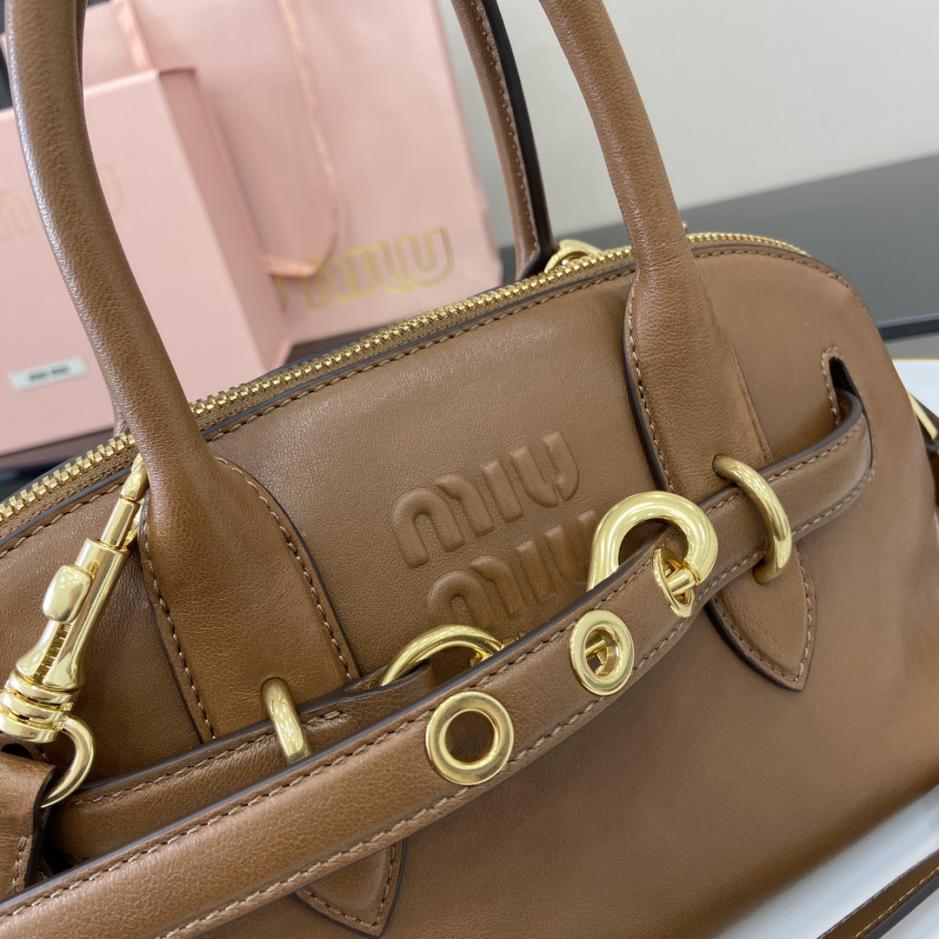 MIU MIU