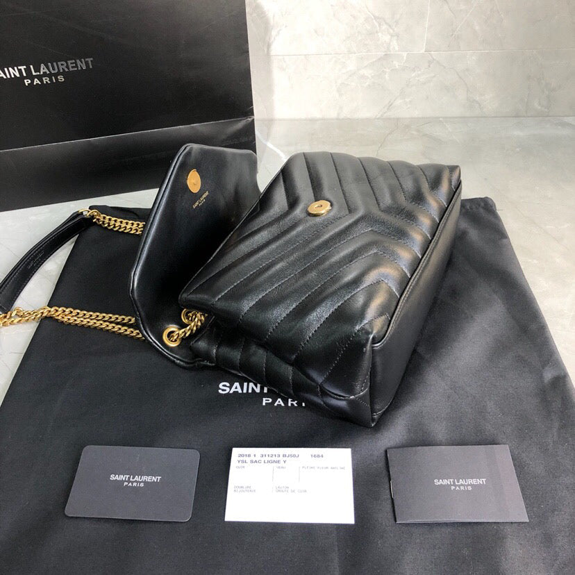 Yves Saint Laurent Loulou Piccola