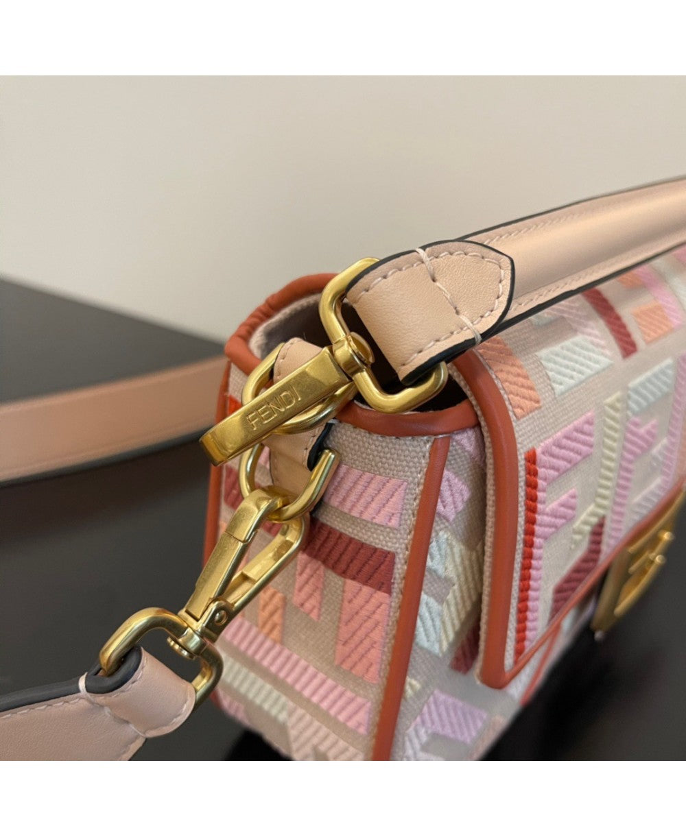 Baguette FENDI