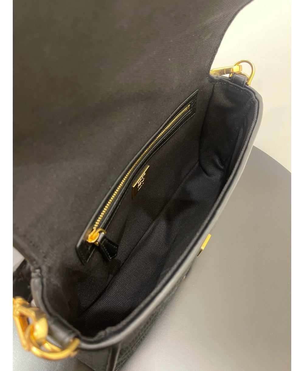Baguette FENDI