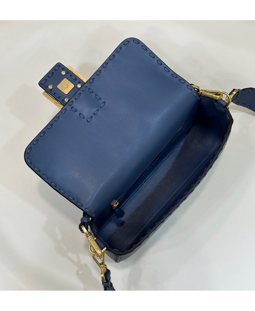 FENDI Baguette