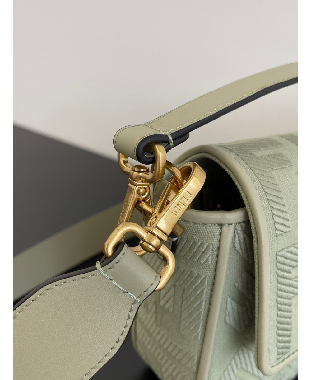 FENDI Baguette